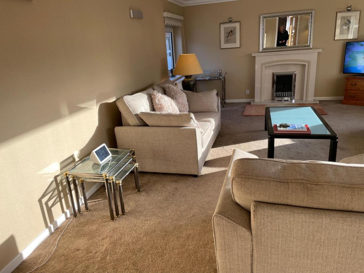 'Sounion' - Fabulous, Spacious Modern House With Large Private Garden In Leafy Lytham Lytham St Annes Exterior photo